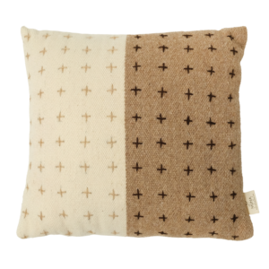 El Dokuması Yün Kare Yastık – Toprak Tonları ve Camel