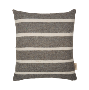 El Dokuması Yün Kare Yastık – Fullfilled Square Horizontal